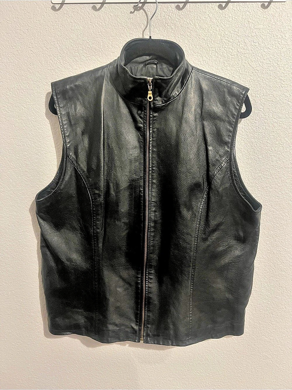 Lisa International Black Leather Vest. Size XL